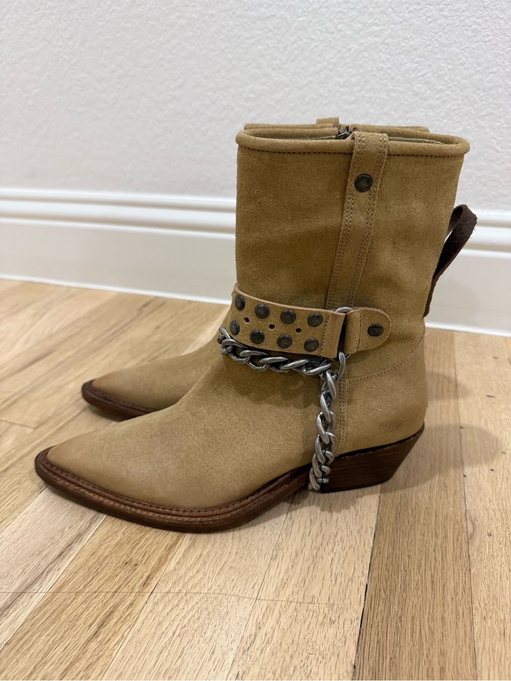 We The Free Aiden Chain Boots - Picture 4 of 6